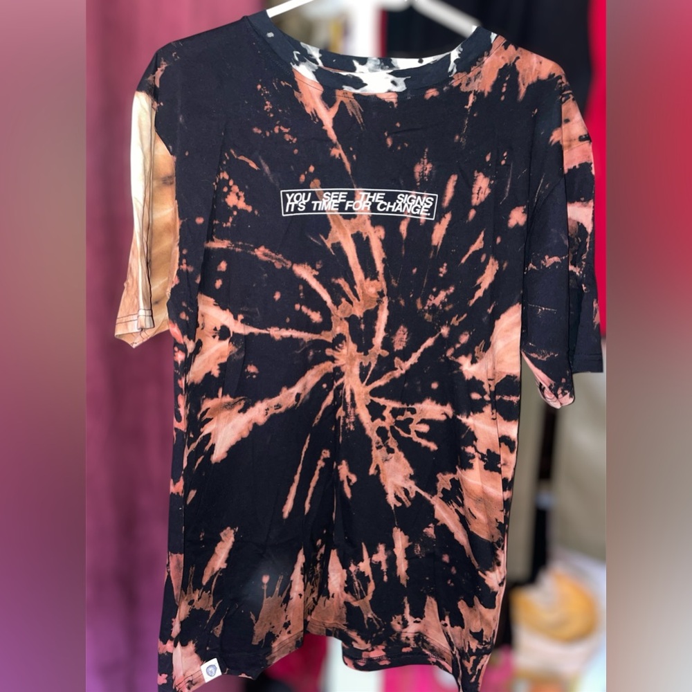 Controversial THIS IS YOUR BRAIN ON PLANTS T-shirt L